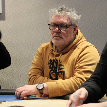 ČPT 1M Hilton: 63 entries ve dni 1A, na chipleadu Bedlstein!