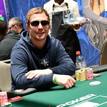 WSOPE 2026 ME: České barvy drží nad vodou už jen Jan Ticháček