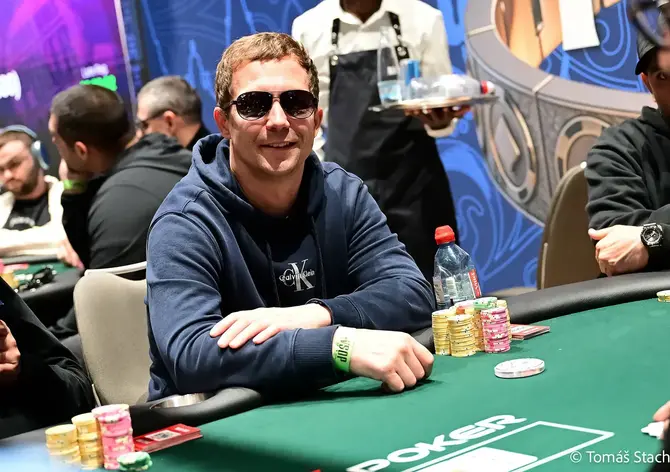 WSOPE 2026 ME: České barvy drží nad vodou už jen Jan Ticháček