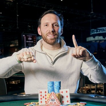 WSOPE: Tři Češi v TOP10 Monsterstacku, náramek do Portugalska