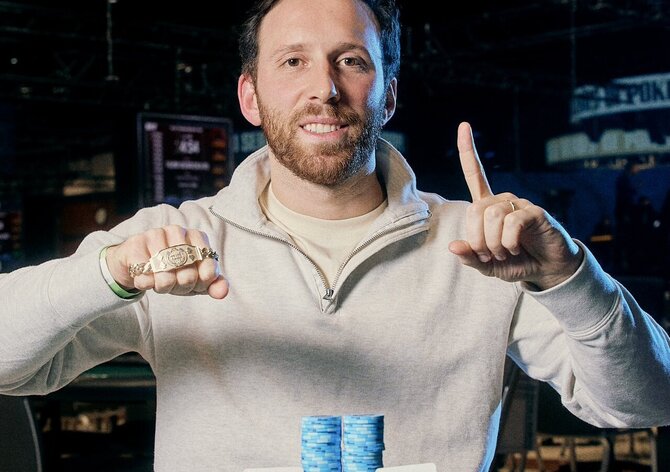 WSOPE: Tři Češi v TOP10 Monsterstacku, náramek do Portugalska