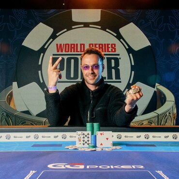 WSOPE: Řada českých postupů a náramek pro Schemiona