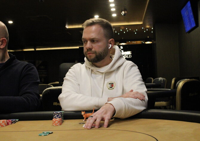 SSF Main Event -  DAY 1C - 9 postupujících s Antonínem Chadimou v čele