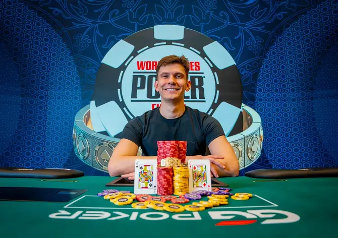 WSOPE: To byl závěr! Náramek pro domácí barvy!