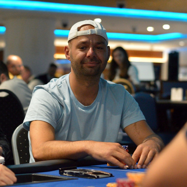 Hilton - ČPT den 1A: Slabší účast. Na chipleadu Martin Noha