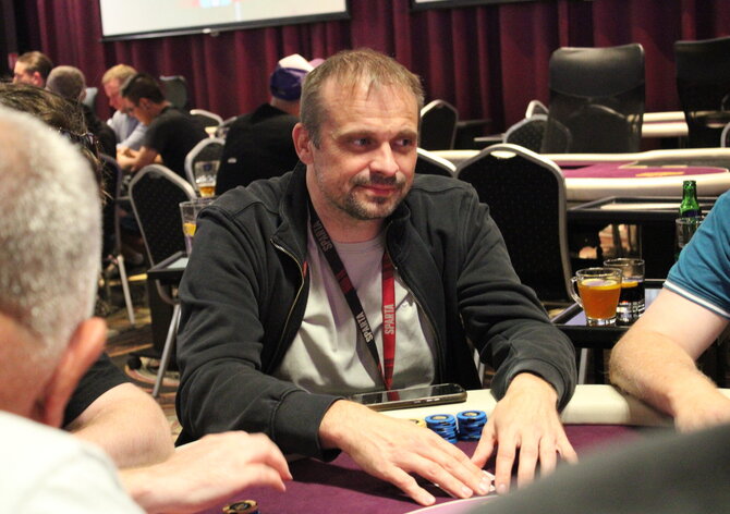 Rebuy Stars Kladno: Jan Halfar výhercem pátečního eventu 100K Pro Vítěze v rámci 4-way dealu