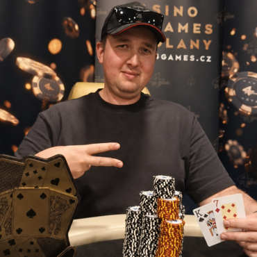 G4G Half Million: Český hráč Kylián padl v heads-upu G4G Highrolleru a trofej bral Polák Szymla