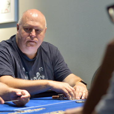 ČPT červenec (Hilton) €40K GTD : Tomáš Švec velkým chipleaderem po 1B! Turbo 1C od 11:00!