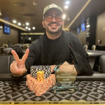 SD Chodov - Půlmíč - 500k GTD - ICM deal ve dvou, trofej pro Bogáše a Polikovskyj runner-up