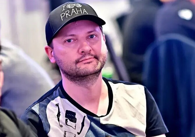 King's BPC: V PLO eventu se účastnil rovného 4-way dealu zkušený český hráč, "beerguideprague"