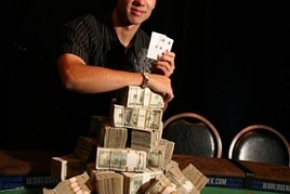 Smrt si nevybírá. Zemřel Poker PRO Ryan Young