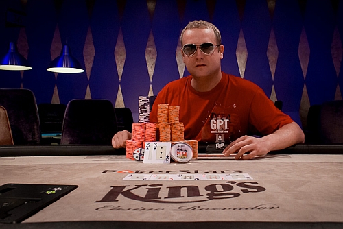 Tomáš Petrů vítězí v záříjové GPT