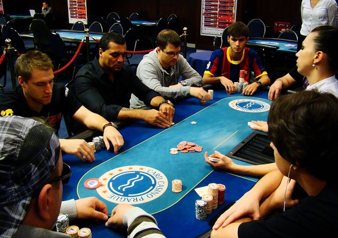HESOP Main Event: Na final table míří české kvarteto