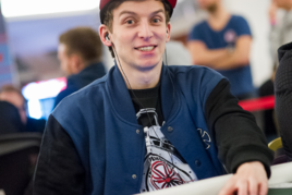 WPT Prague - Day 1B: Vítek Pešta postupuje jako jediný z českých hráčů