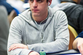 WSOP: Robert Kokoška veze z Main Eventu $33.734. Nepokračuje ani Phil Ivey