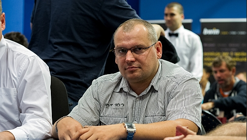 Dvojnásobná česká účast na finálovém stole King’s Mega Deepstacku