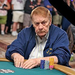 WSOP: Jeden ze šampionátů pojmenujeme po Jerry Bussovi 