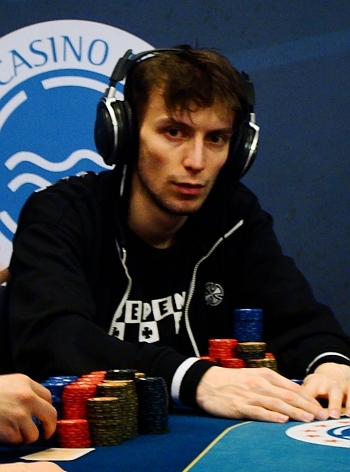 Premiérový CPT Akumulátor chipleaduje Vítek Pešta