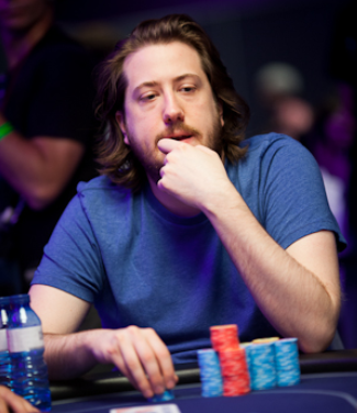 EPT: Steve O&#039;Dwyer vede poslední patnáctku hráčů