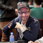 WSOP APAC Main Event: Negreanu a Ivey mezi top stacky po prvním dni