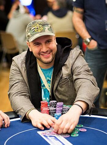 EPT den 1B: Chipleader Michael Mizrachi, pokračuje pět Čechů!