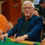 WSOP PicBlog: Herec James Woods, plavec Michael Phelps, Hellmuth, Negreanu...