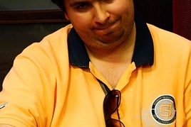 Dědičovu cash game válcuje v Pardubicích Karel Kratochvíl
