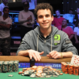 WSOP: Dan Kelly útočí na &quot;hloupý&quot; rekord a chce druhý náramek
