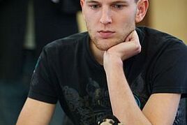 WSOP: Geshkenbein je na mizině. Stakeři marně čekají na své peníze