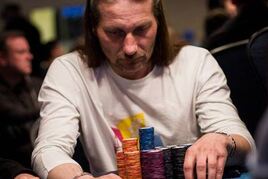 King’s: Dva Češi na finálovém stole pátečního deepstacku