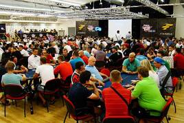 O poker je v Pardubicích velký zájem. Den 2 předčil všechna očekávání!