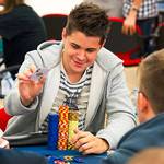 PFP 2013: Rekordní Main Event chipleaduje po prvních dnech Němec Jonas Kilian
