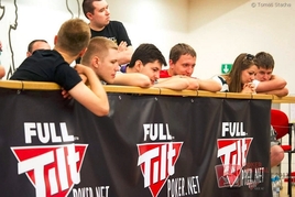 PFP 2013: Velké finále chipleaduje Polák Litewka, Češi v závěsu