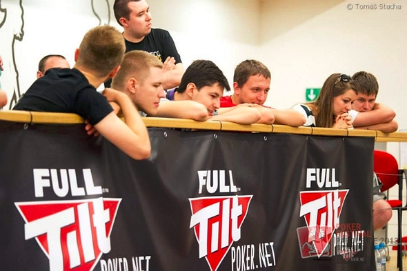 PFP 2013: Velké finále chipleaduje Polák Litewka, Češi v závěsu
