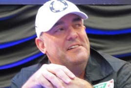Večerní bulvár: Italský poker pro spáchal sebevraždu 