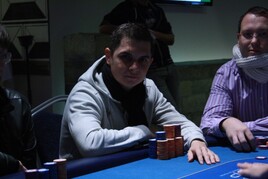Italian Masters of Poker: Ze dne 1B postoupilo pět Čechů včetně Bureše nebo Císařovského