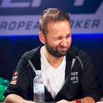 Daniel Negreanu opanoval dva ze tří hlavních žebříčků o hráče roku!