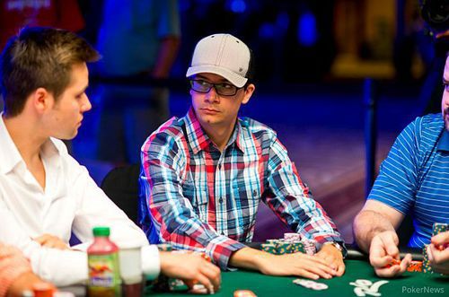 WSOP: Jan Nakládal cashnul $2.500 Event, Senioři vzali Rio útokem a Mercier znovu v heads-upu
