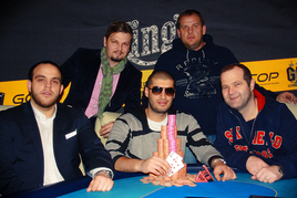 Lazer Gjergji a Tomáš Brož v dealu v King’s Saturday