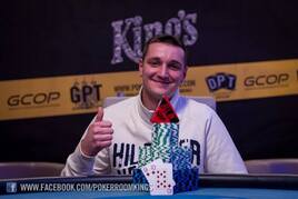 GPD €300K GTD: Martin Utíkal chipleaderem s více než 2M stackem