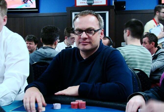 PokerTour.pl - den 1A: Nejlepším z našich je průběžně čtvrtý Tony Felfel