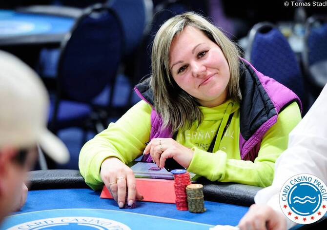 ČPT březen: Po prvním dni chipleaduje Main Event &quot;Slečna s berlí&quot;