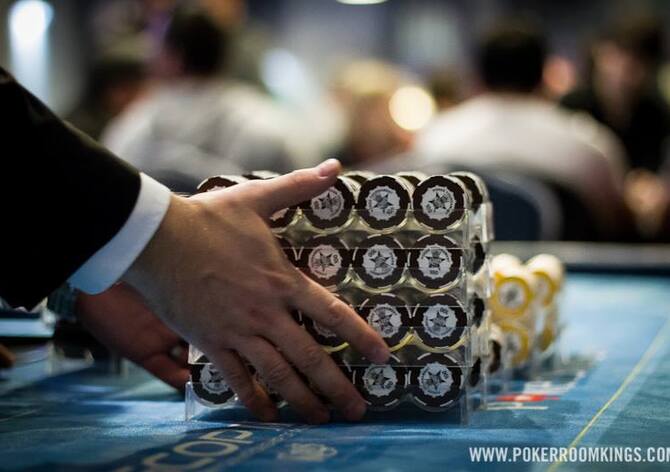 King&#039;s €100.000 GTD: Ze dne 1B postoupilo trio českých zástupců 