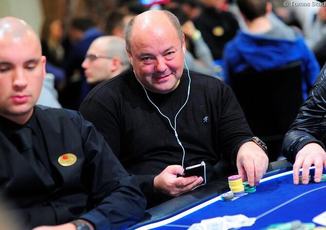 EPT Vienna: Slováci předvedli v &#039;béčku&#039; skvělý výkon, z Čechů postupují Staszko a Dolák