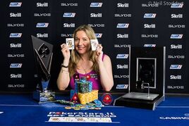 Vickey Coren ovládla předávání britských pokerových cen. Na prázdno nevyšel ani Moorman