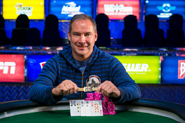 WSOP: Phil Hellmuth padl v heads-upu! Náramek z Razzu bere Ted Forrest
