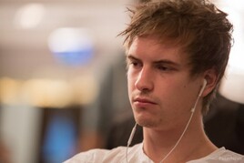 Online High Stakes: Isildur v mínusových číslech, nová jména na vzestupu