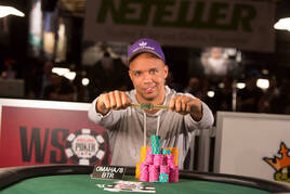 WSOP: Phil Ivey získal desátý náramek, zařadil se po boku legend
