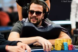 EPT Barcelona: Rekordní Super High Roller chipleaduje po prvním dni Ryan Fee