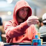 EPT Barcelona: Ami &quot;UhhMee&quot; Barer vstoupí do finále High Rolleru jako chipleader